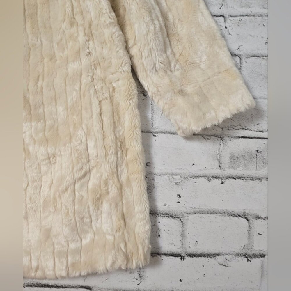 Topshop Cream Faux Fur Coat - Picture 6 of 11